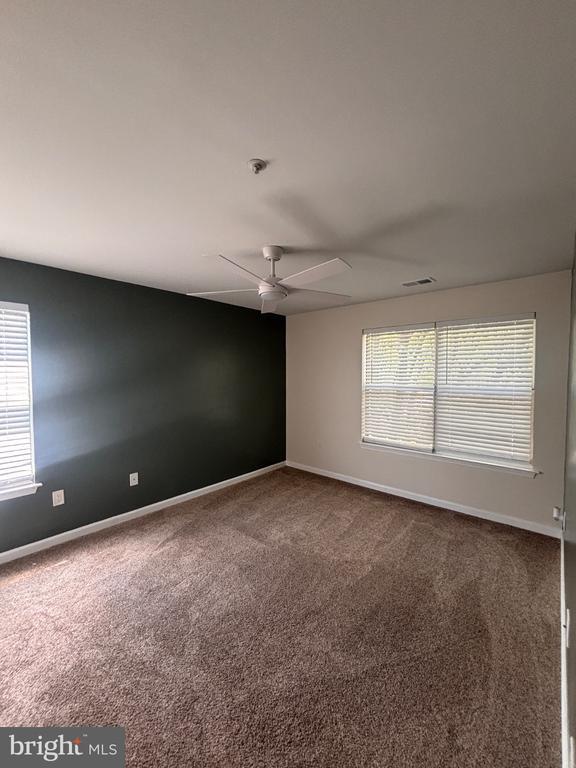 Building Photo - 14201 Wolf Creek Pl