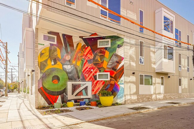 Building Photo - 1301 Bainbridge St