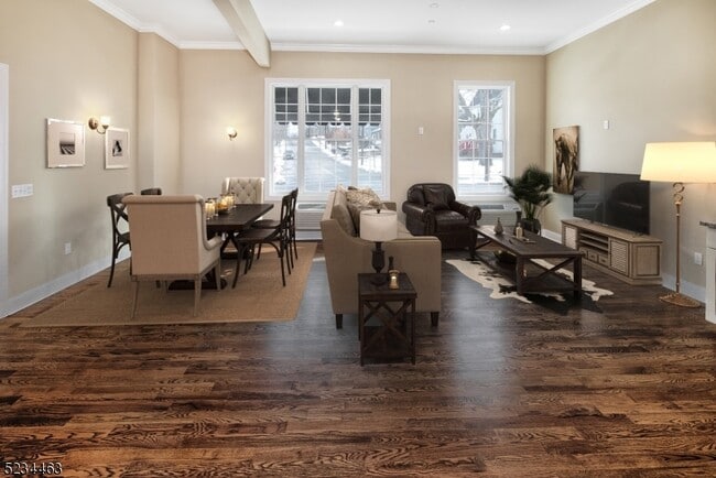 Building Photo - 27 Central Ave