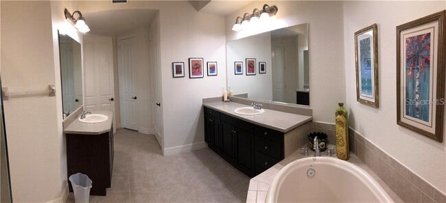 Building Photo - 99 Vivante Blvd