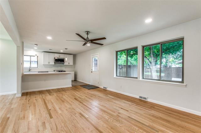 Building Photo - 3517 Woodleigh Dr