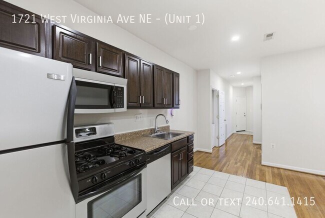 Building Photo - 1721 West Virginia Ave NE