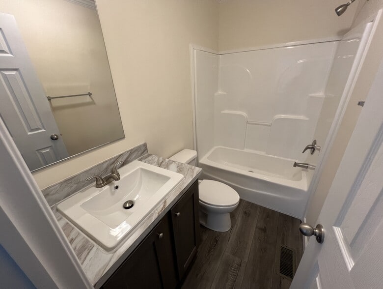 Building Photo - 258 Field Pine Dr