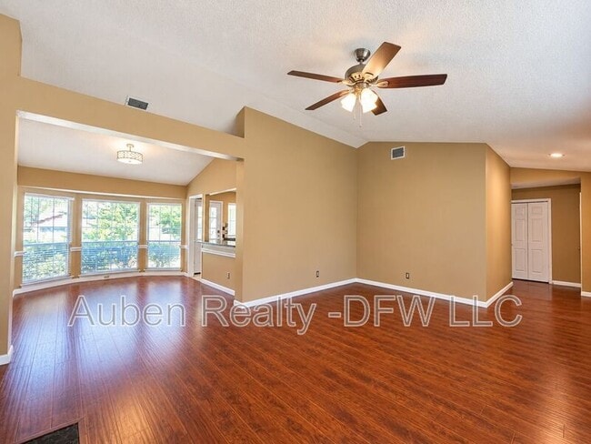 Building Photo - 514 Briarcroft Dr