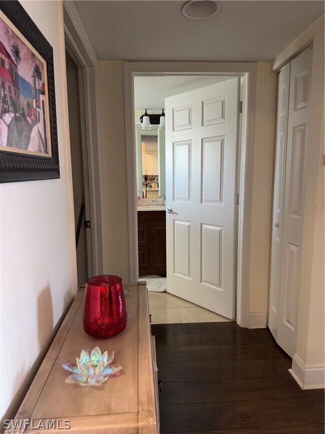 Building Photo - 8214 Key Royal Cir