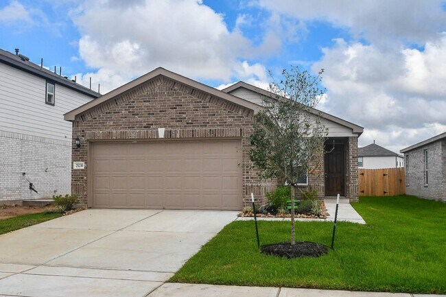 Building Photo - 25230 Benroe St