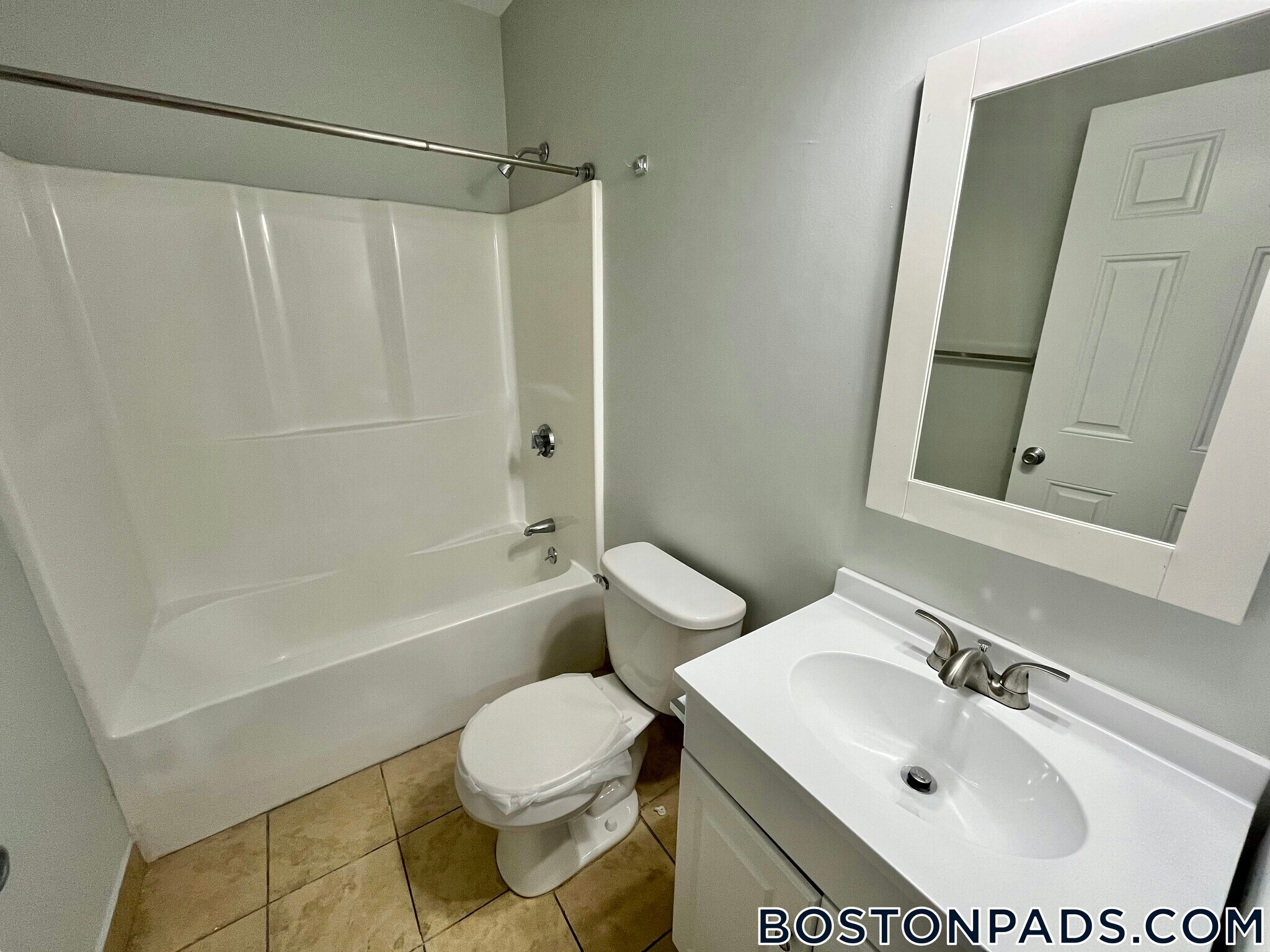 Building Photo - 26 Portland St