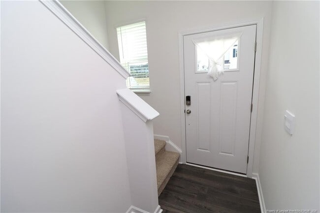 Building Photo - 374 Freestall Dr