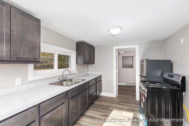 Building Photo - 2 Bed, 1 Bath Home in Wyoming