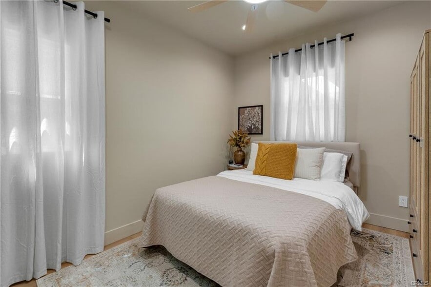 Building Photo - 1123 E Ocean Blvd