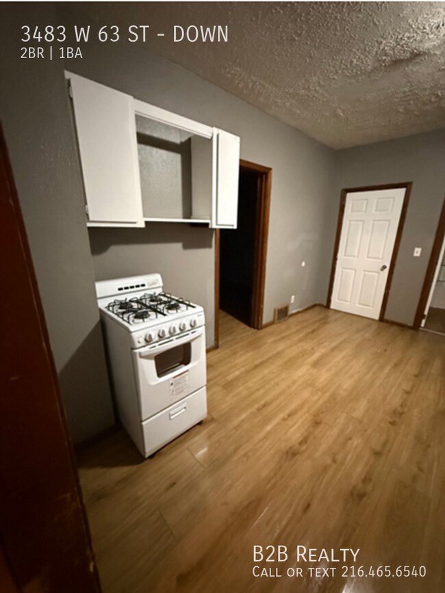 Building Photo - 3483 W 63rd St