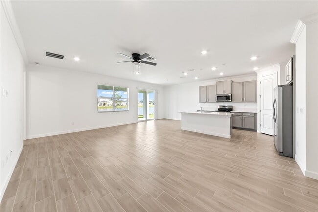 Building Photo - Brand-new 4-bedroom, 2-bathroom home for rent