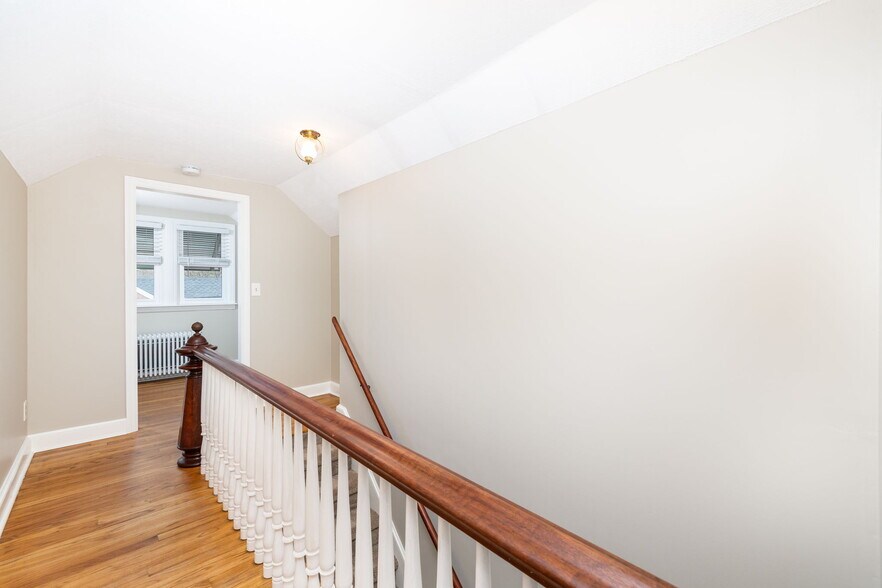 Building Photo - 192 Spring St