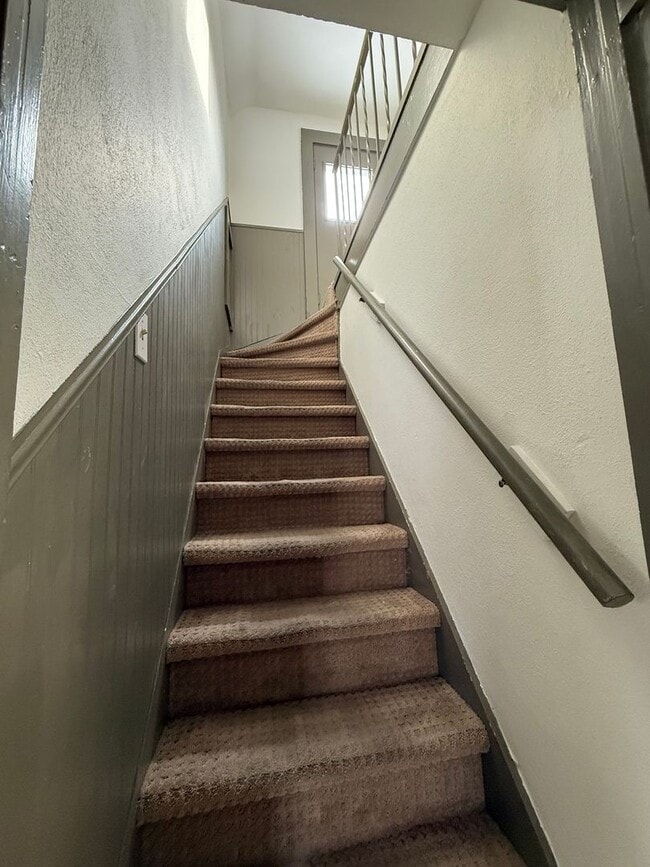 Building Photo - Charming Downtown Middleton Gem on Hubbard Ave