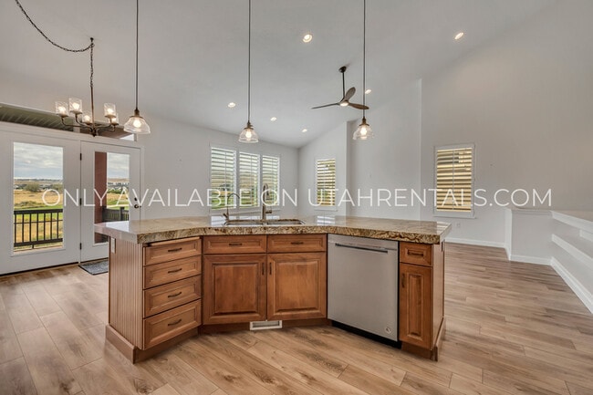Building Photo - 2979 Desert Forest Ln