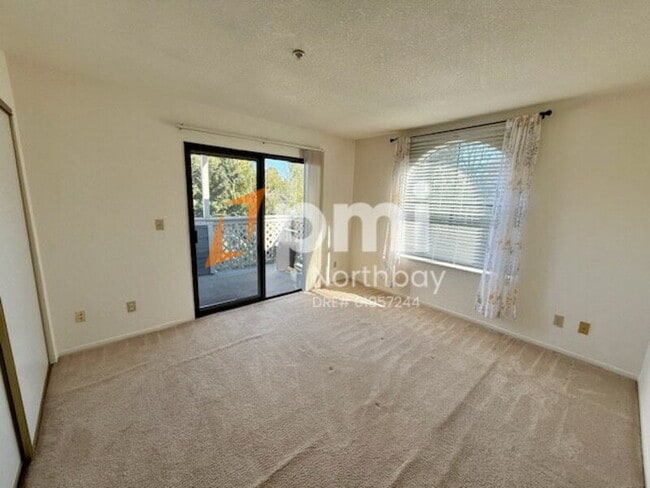 Building Photo - 201 Sea Crest Cir