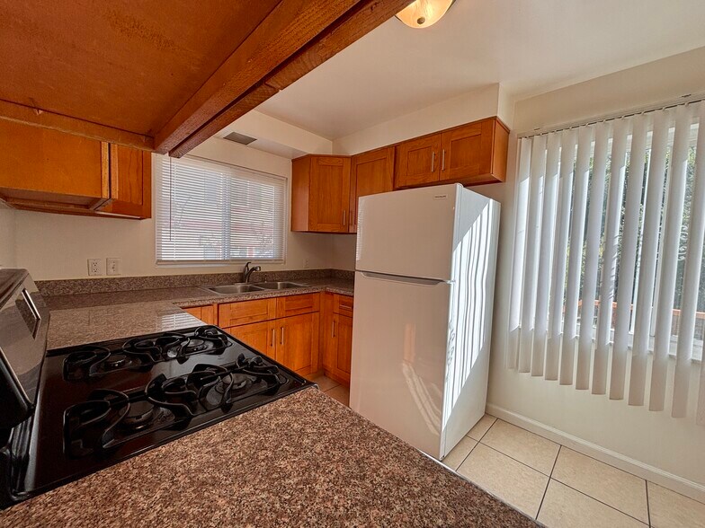 Building Photo - 8638 MacArthur Blvd