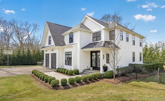 Building Photo - 17 Bayview Rd N