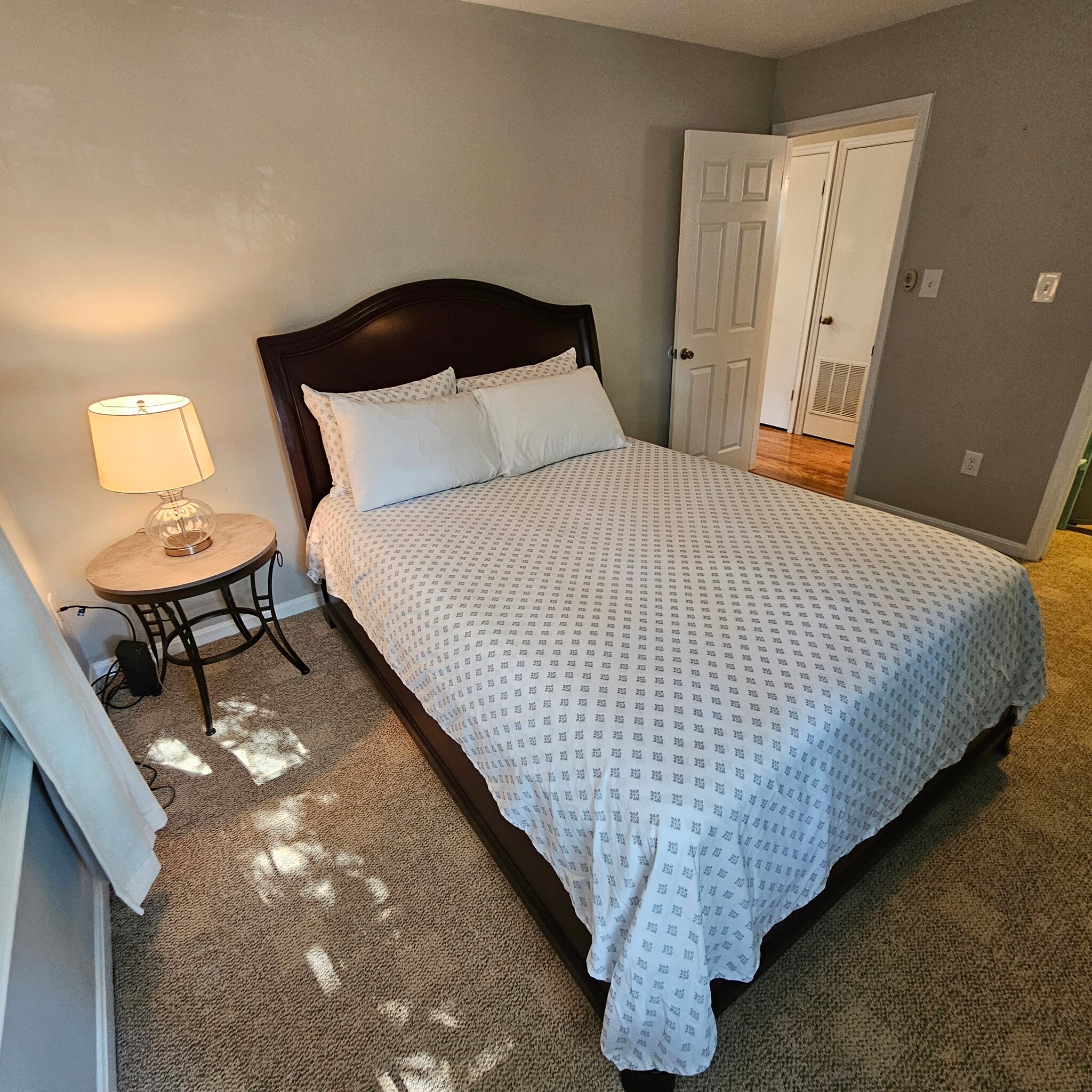 Building Photo - 8637 Beekman Pl