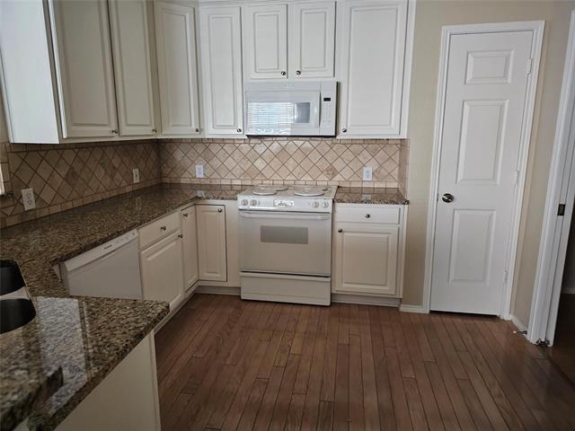 Building Photo - 8400 Hickory St