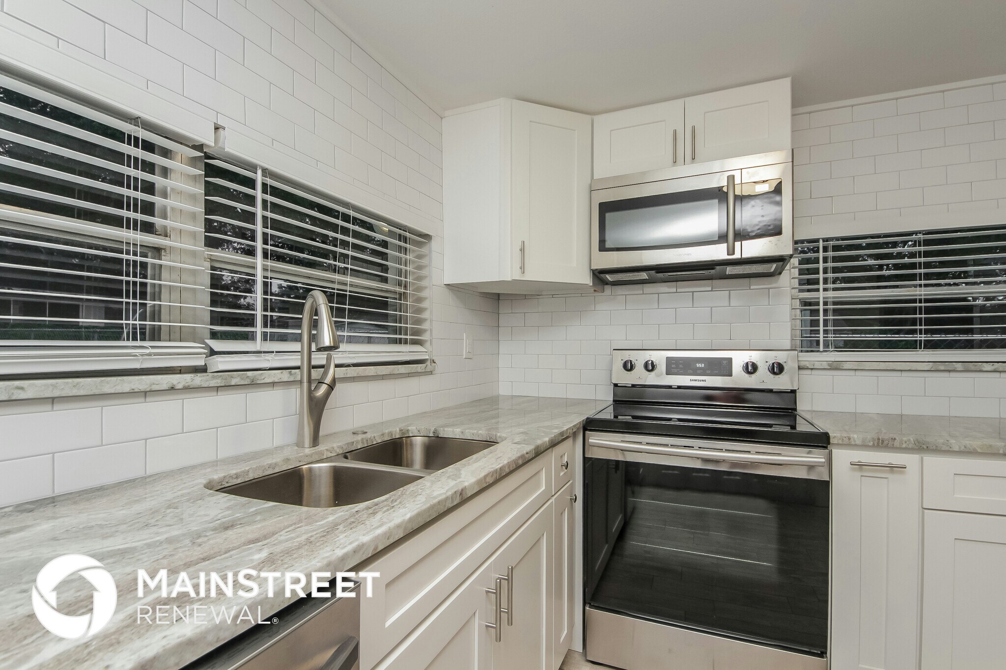 Building Photo - 1805 Simonton Ave