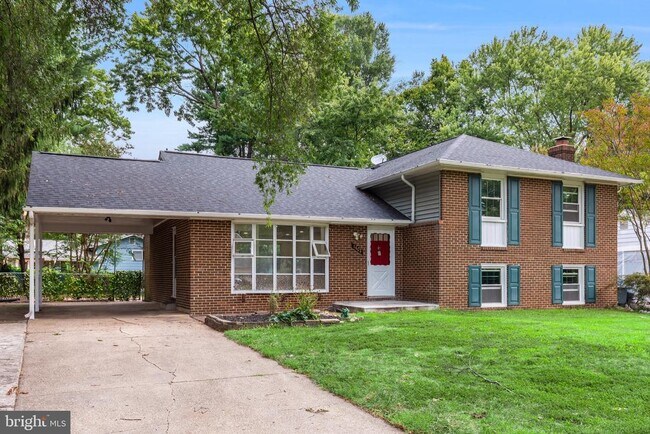 Building Photo - 1402 Mullins St