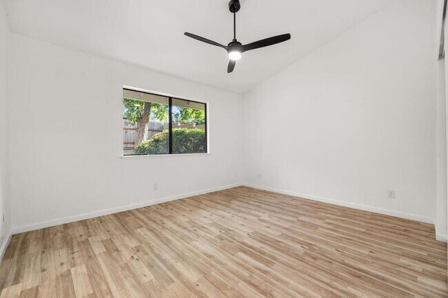 Building Photo - 4717 Boylston Ct