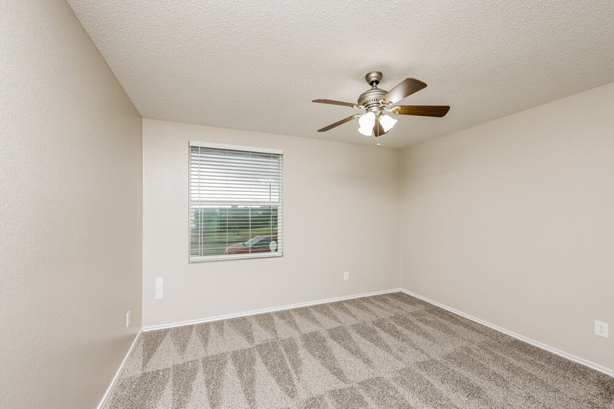 Building Photo - 3054 Limestone Hill Ln