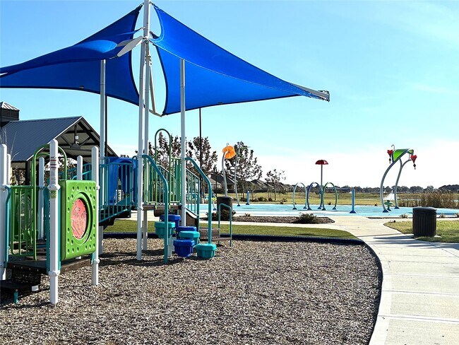 Building Photo - 21114 Montego Bay Dr