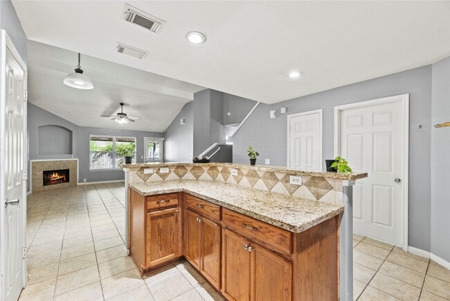 Building Photo - 16602 Grenada Falls Dr