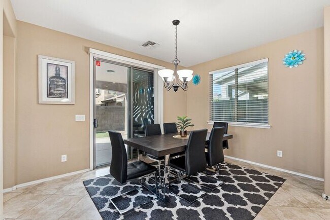 Building Photo - Welcome Home! This stunning 4 bedroom, 3 b...