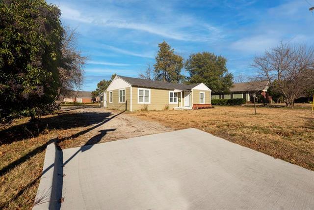 Building Photo - 801 17th St