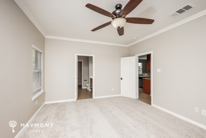 Building Photo - 3009 Flowering Springs Dr