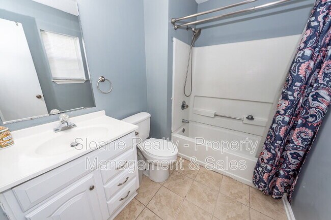 Building Photo - 5212 Elba Dr