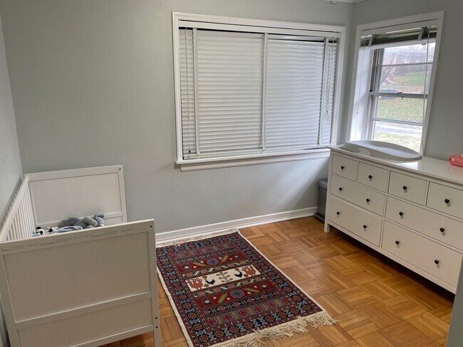 Bedroom - 7580 Amherst Ave