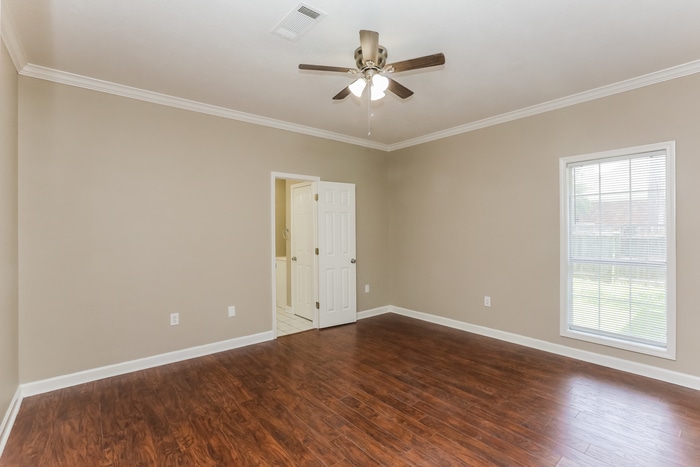 Building Photo - 519 Willow Ct Dr