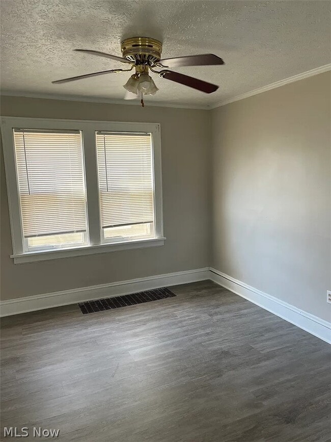 Building Photo - 783 Leonard St