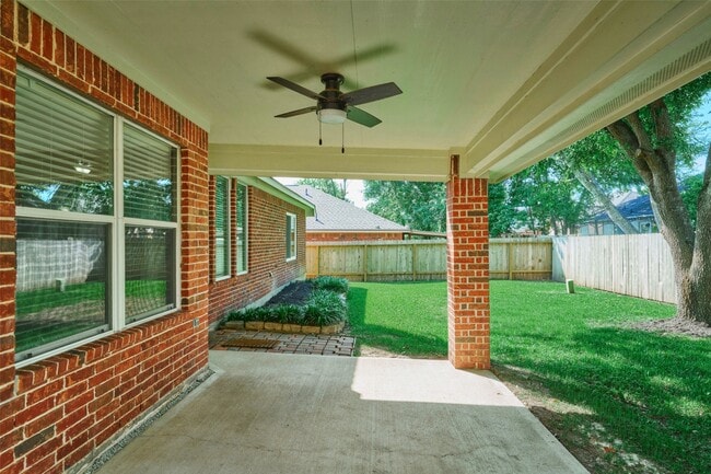 Building Photo - 13313 Enchanted Way