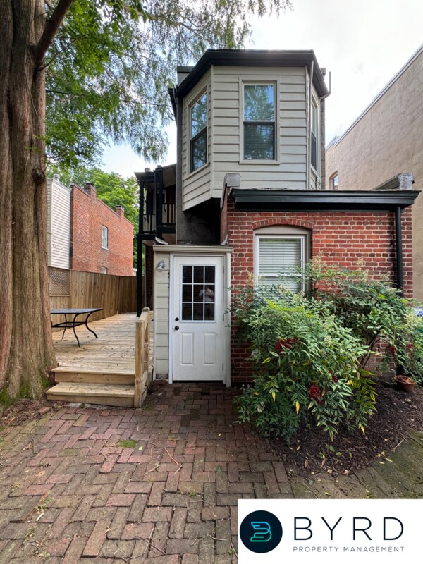 Building Photo - 1414 Floyd Ave