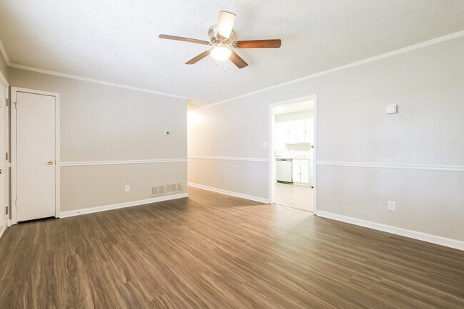 Building Photo - 3805 Nebo Rd