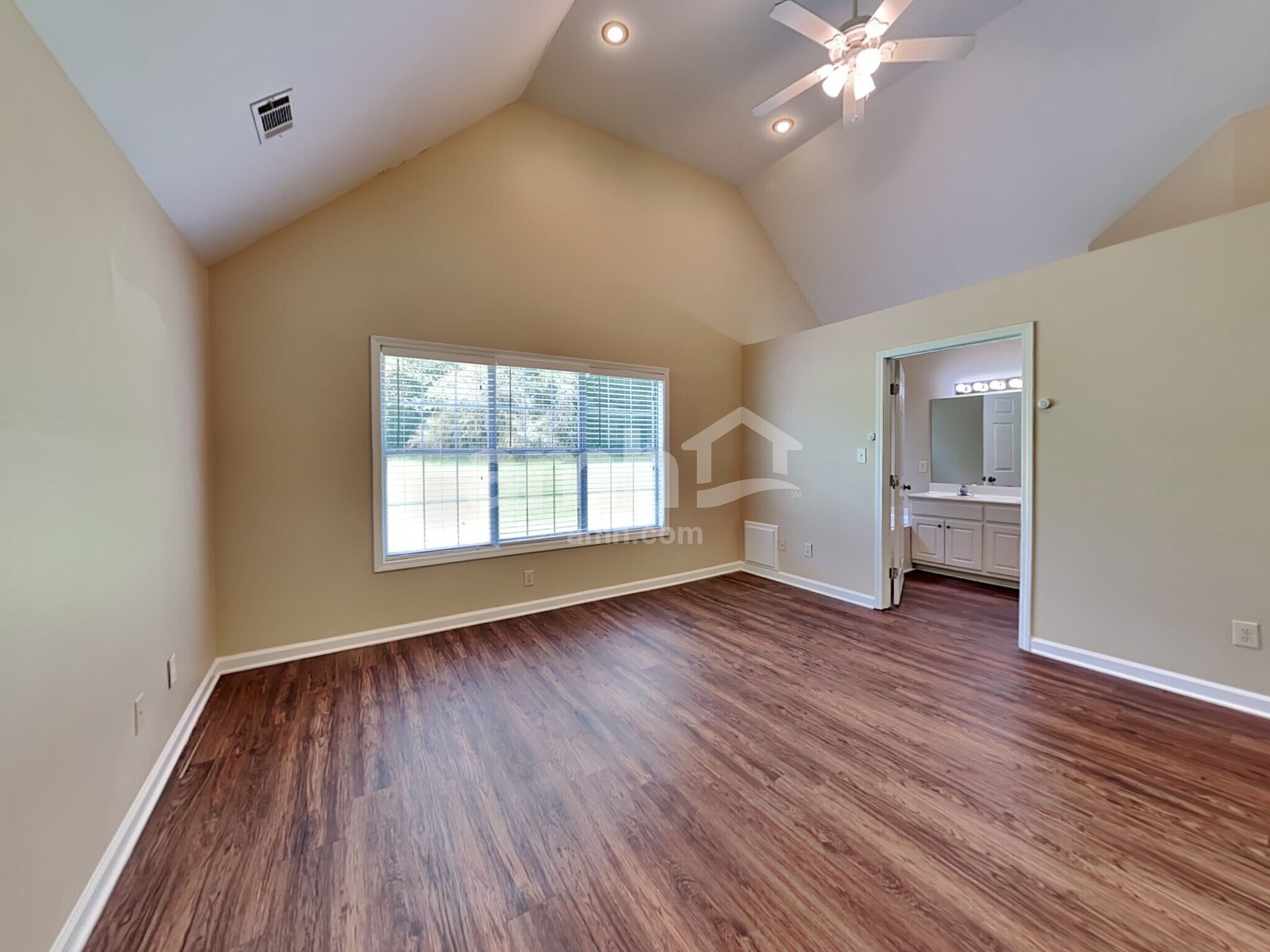 Building Photo - 412 Briarwood Rd