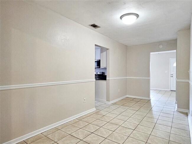 Building Photo - 1917 Casco St