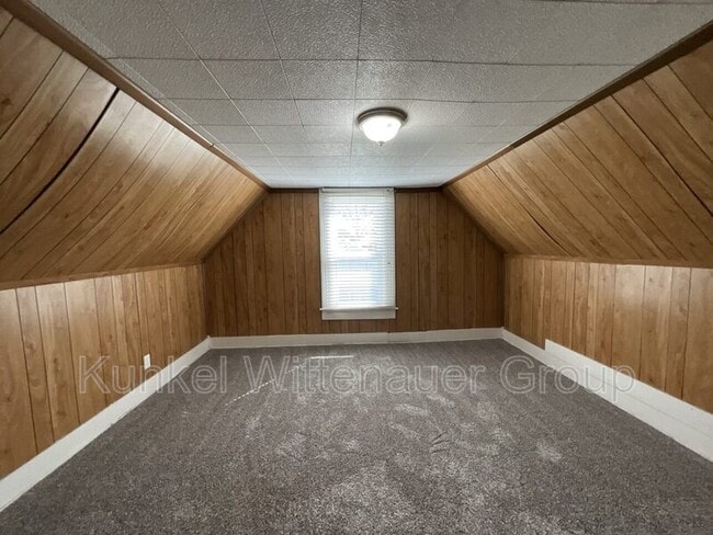 Building Photo - 310 E Washington St