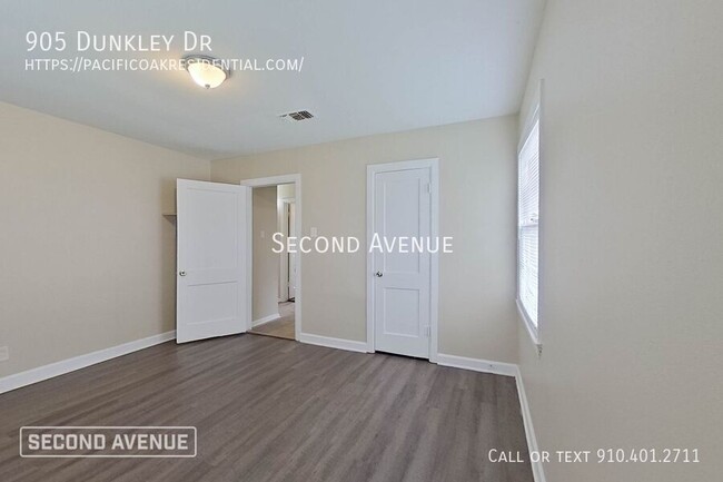 Building Photo - LIMITED TIME: $500 off second month's rent...