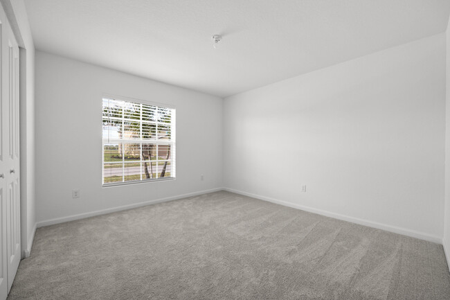 Building Photo - 965 Bent Creek Dr