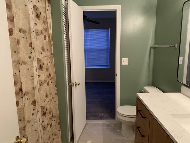 Building Photo - 14053 Vista Dr