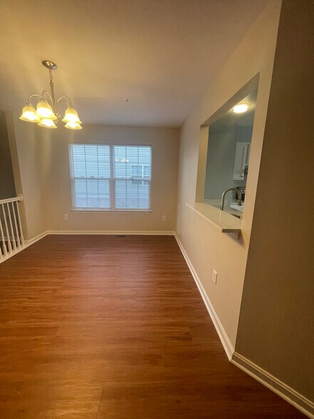 Building Photo - 6263 Deep Earth Ln