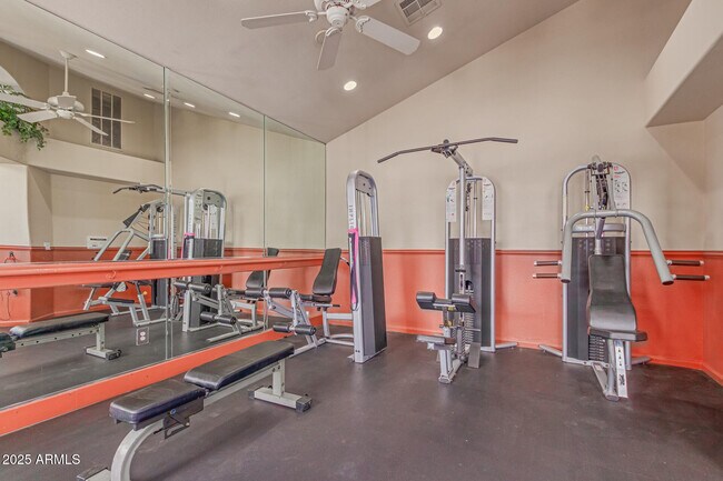 Building Photo - 5335 E Shea Blvd