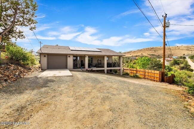 Building Photo - 1720 N Topaz Rd