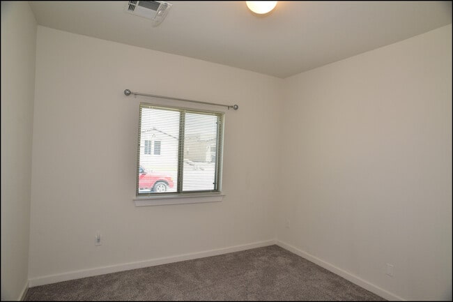Building Photo - 3545 Essence St